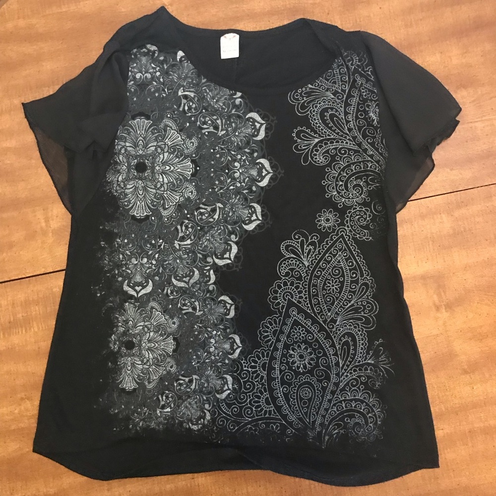 Faded Glory Graphic Top